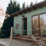 Sakura Tiny House In National Park,salty Pool דירה *