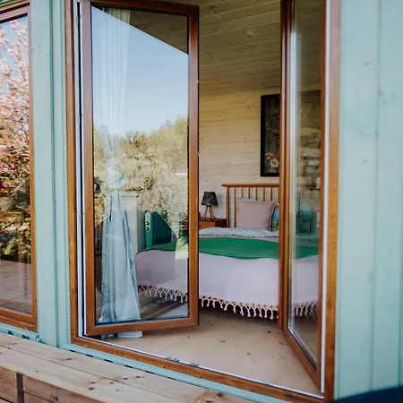 Sakura Tiny House In National Park,salty Pool 公寓 Stare Krecany